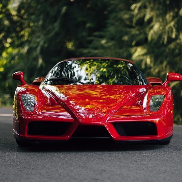 frontal view of the Ferrari Enzo.