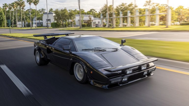 FOR SALE: 1982 Lamborghini Countach LP400 S