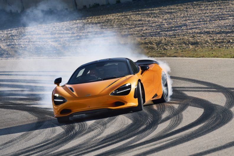 Ford P1 supercar comes to life, but you can't drive it - CNET