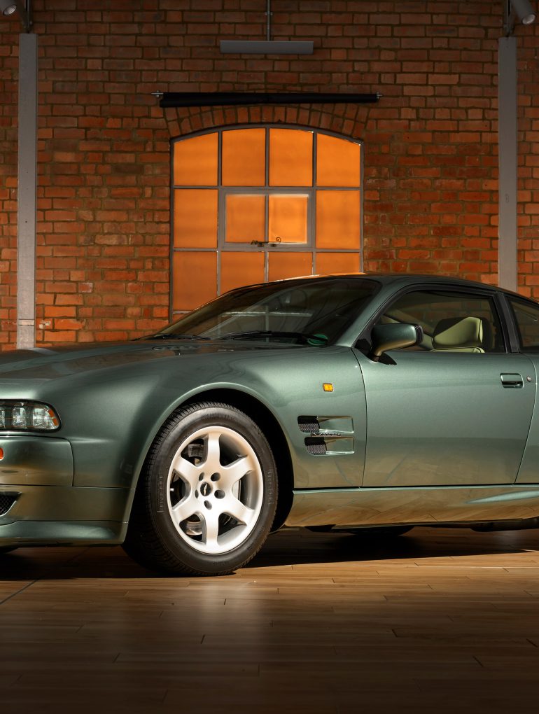 1993 Aston Martin V8 Vantage V550