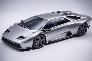 2023 Eccentrica Lamborghini Diablo Restomod