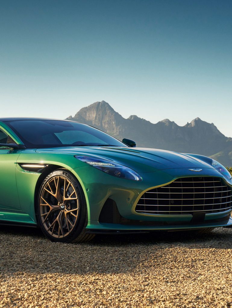 2024 Aston Martin DB12