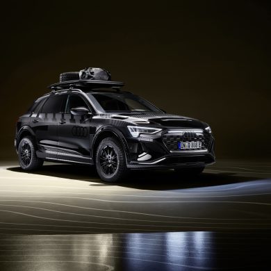 2024 Audi Q8 E-Tron Dakar Edition