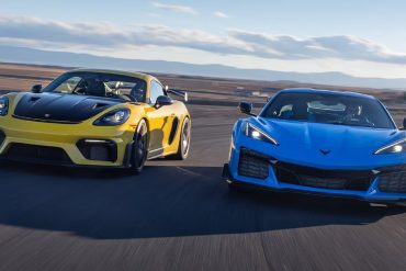 Yellow and black Porsche 718 Cayman GT4 RS and blue Chevrolet C8 Corvette Z06