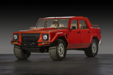 1991 Lamborghini LM002 Ahmed Qadri-Pixelhaus Media ©2022 Courtesy of RM Sotheby's