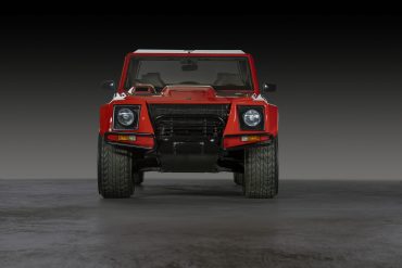 1991 Lamborghini LM002 Ahmed Qadri-Pixelhaus Media ©2022 Courtesy of RM Sotheby's