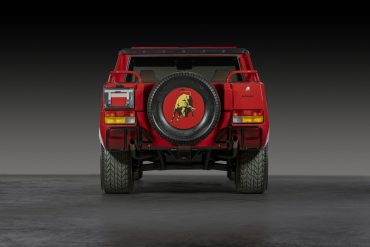 1991 Lamborghini LM002 Ahmed Qadri-Pixelhaus Media ©2022 Courtesy of RM Sotheby's