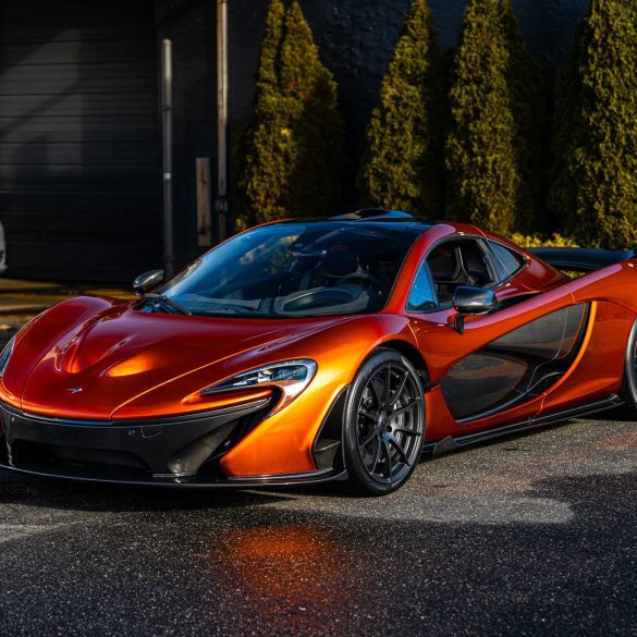 2014 McLaren P1