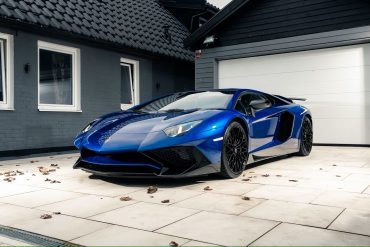 2016 Lamborghini Aventador LP750-4 SV